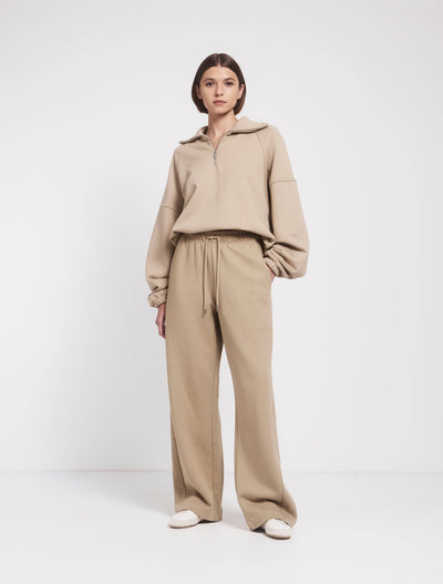 Straight Leg Sweatpant in Taupe