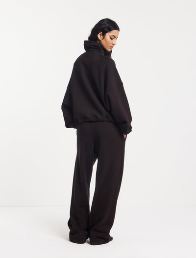 Straight Leg Sweatpant in Bitter Chocolate