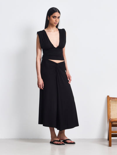 Sadie Twist Midi Skirt in Black